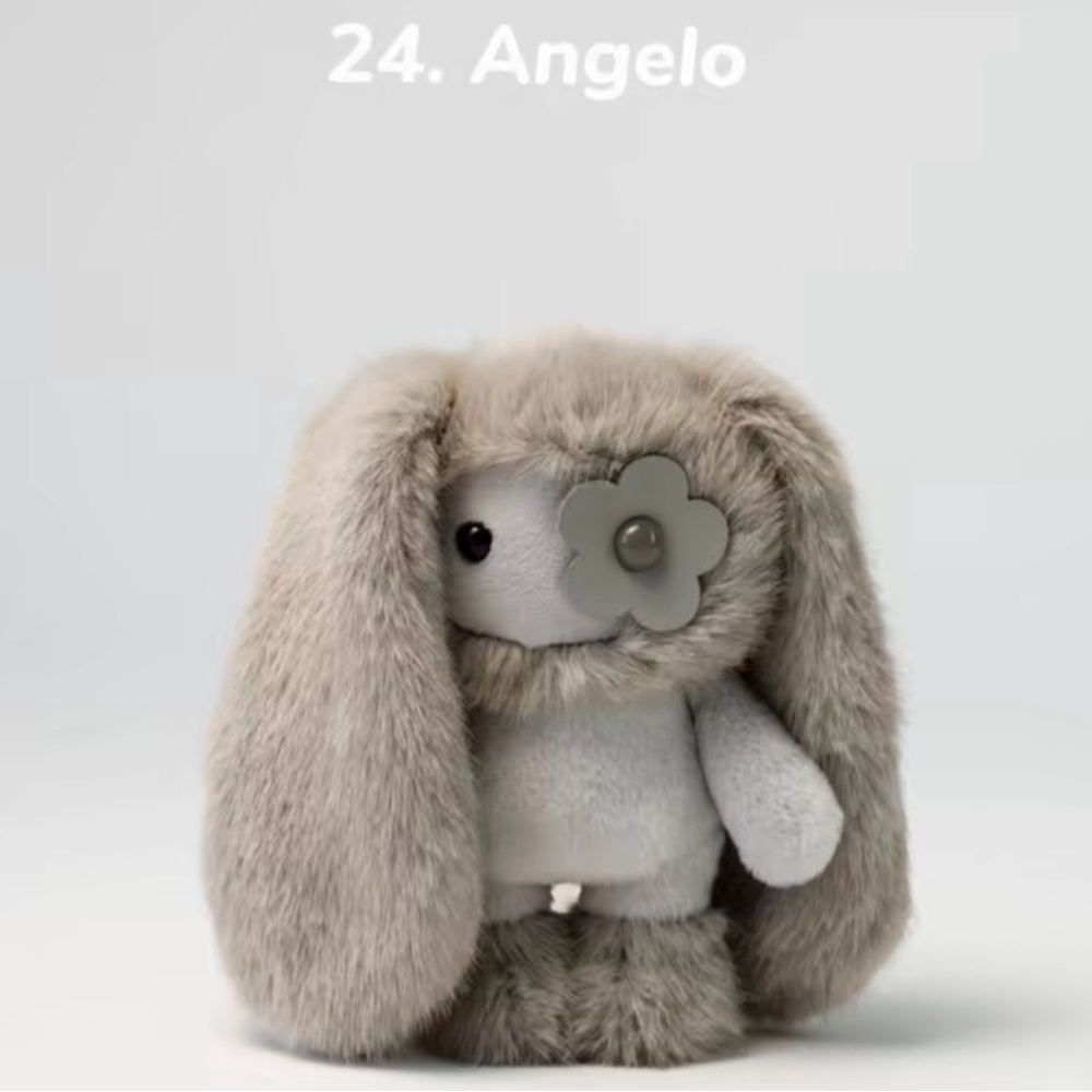 CJ HENDRY x PHILLIPS AUCTION JUJU plush pendant blind box #24 ANGELO rare NEW